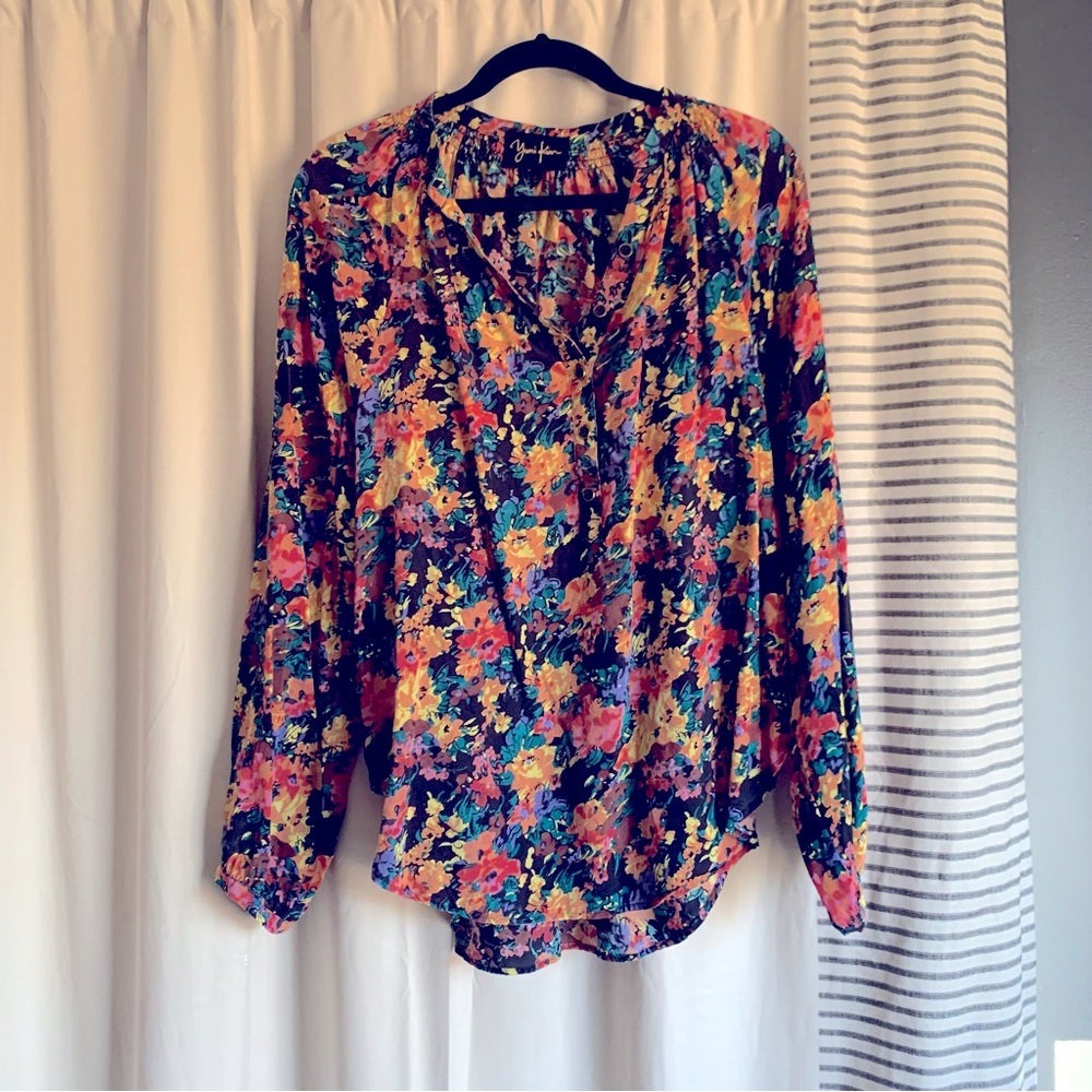 Silk Yumi Kim Tunic Floral Blouse Button Front